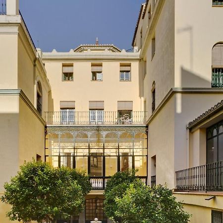Loopinn Granada Exteriör bild