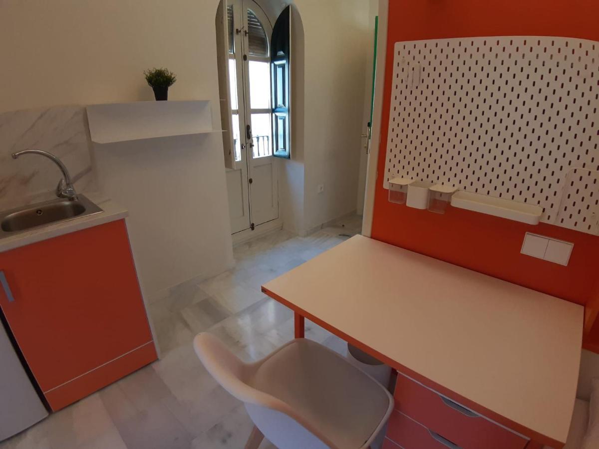 Loopinn Granada Exteriör bild