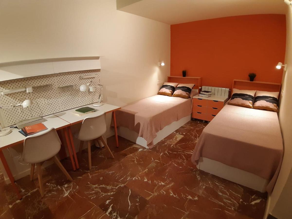 Loopinn Granada Exteriör bild